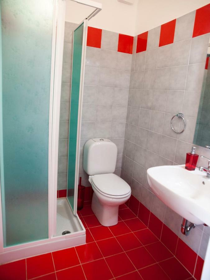 Bouganville House Zafferana Etnea Bagian luar foto