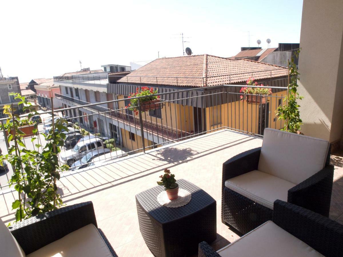Bouganville House Zafferana Etnea Bagian luar foto
